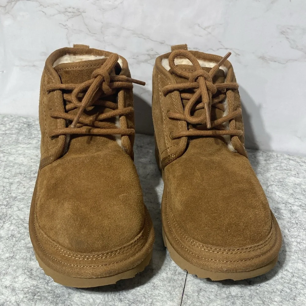 Ugg Neumel Kids Boots - Picture 4 of 12